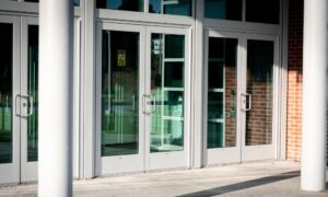 glass doors closed properly after commercial glass door repair