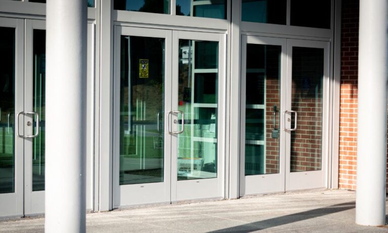 Residential Glass - Doors & Window Replacement